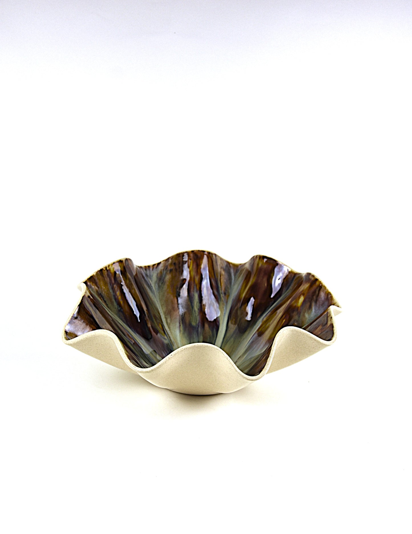 taça concha em grés e vidrados reativos feita à mão em Portugal e assinada